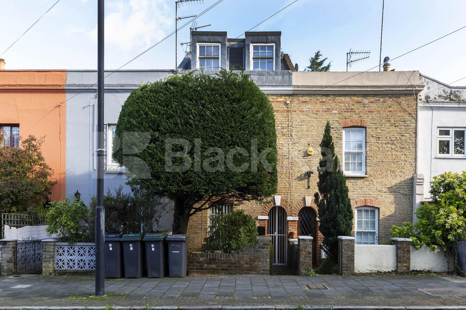 Located within the catchment area of sought after schools in Highgate North Hill, Highgate 